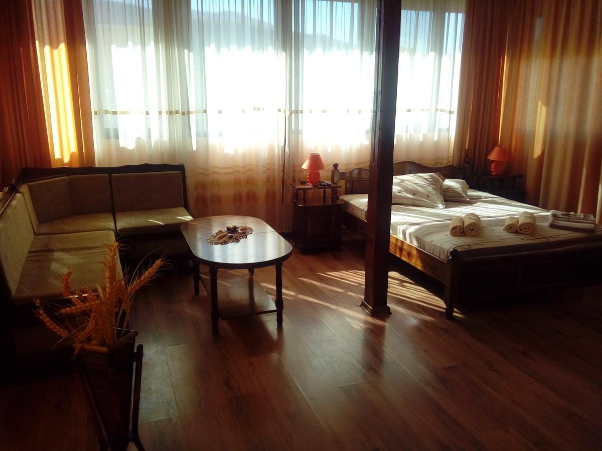 Hotel Ambrozia Kotel Extérieur photo